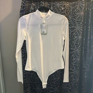 H&M Cream Long Sleeve Fitted Bodysuit